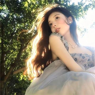 一个女王的少女时代